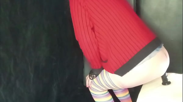 I fuck my boyfriend’s ass and he ends up with his cock, anal strapon