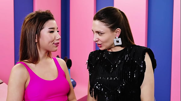 Italian Beauty Layla Extreme SFW Tickling Challenge – Girl Giggles and Gets Her Feet Tickled by Talia Mint