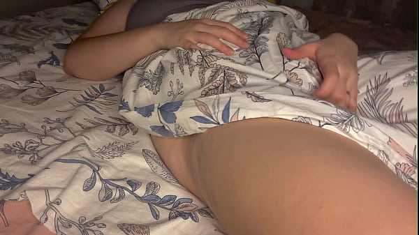 vibrating tongue fucked my pussy so juicy